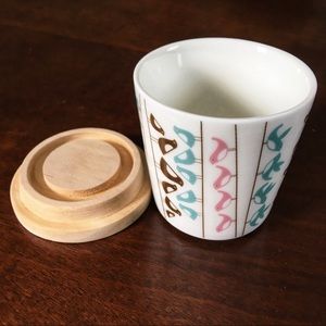 Isak Swedish Lovebird Porcelain Cup w/Lid, NEW